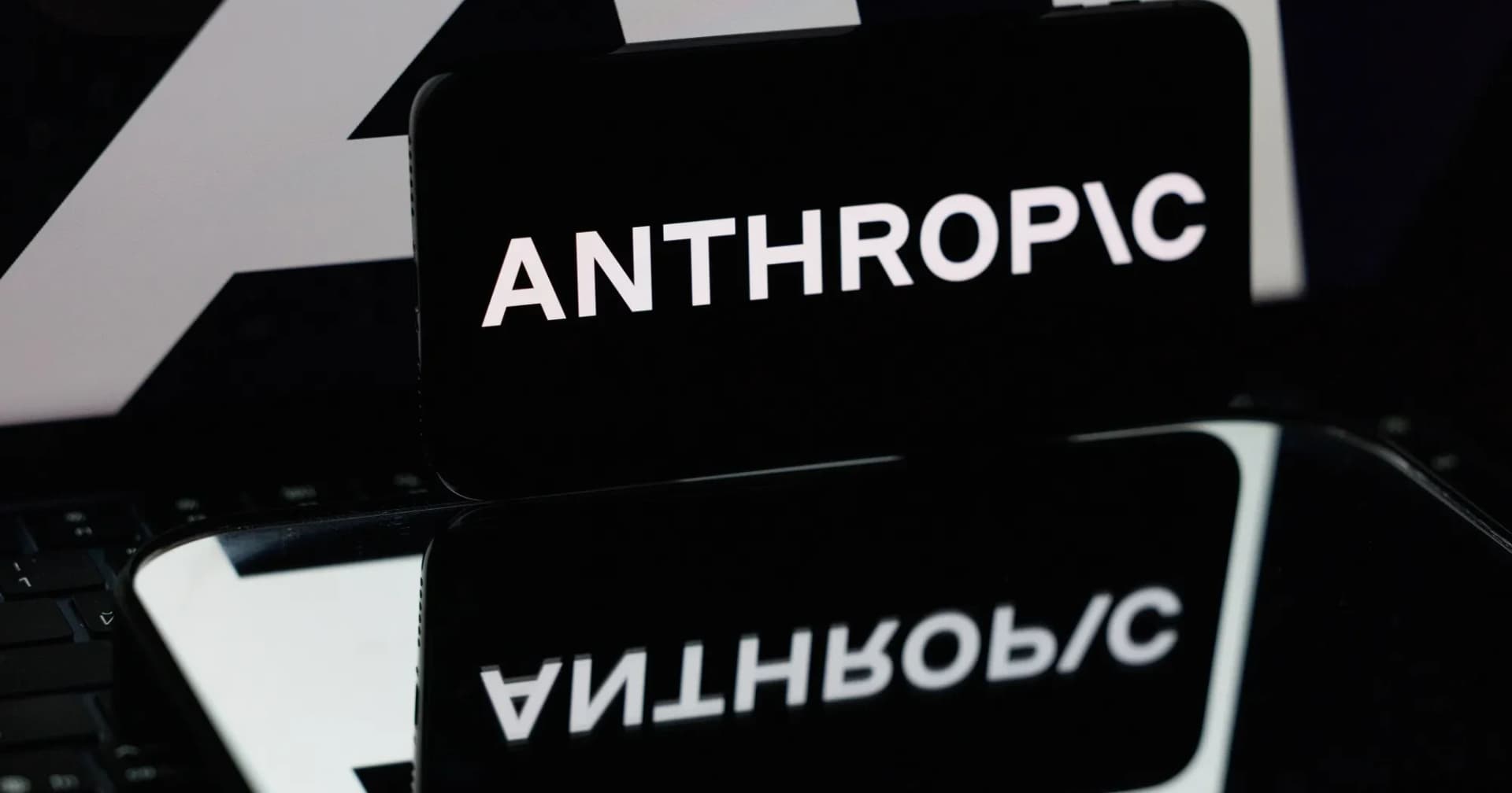 Anthropic–Nscale ดีล $4.5bn สะท้อนความต้องการกำลังประมวลผล AI ระยะสั้นยังแข็งแกร่ง