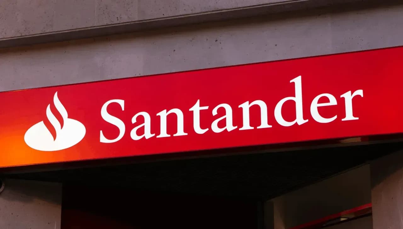 Banco Santander กำไร 1Q26 แกร่งเกินคาดจากรายได้ดอกเบี้ยและค่าธรรมเนียม