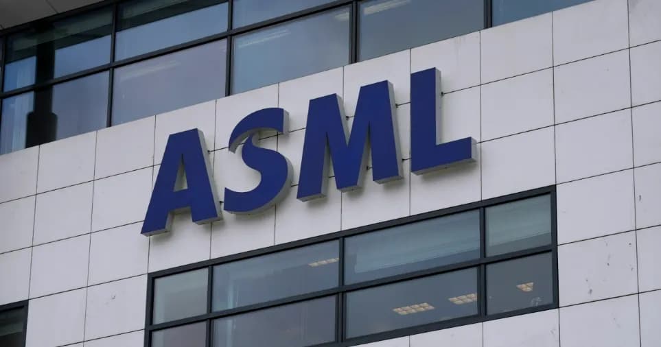 ASML รับแรงหนุนจากวัฏจักร AI และการเปลี่ยนผ่านสู่ High NA EUV