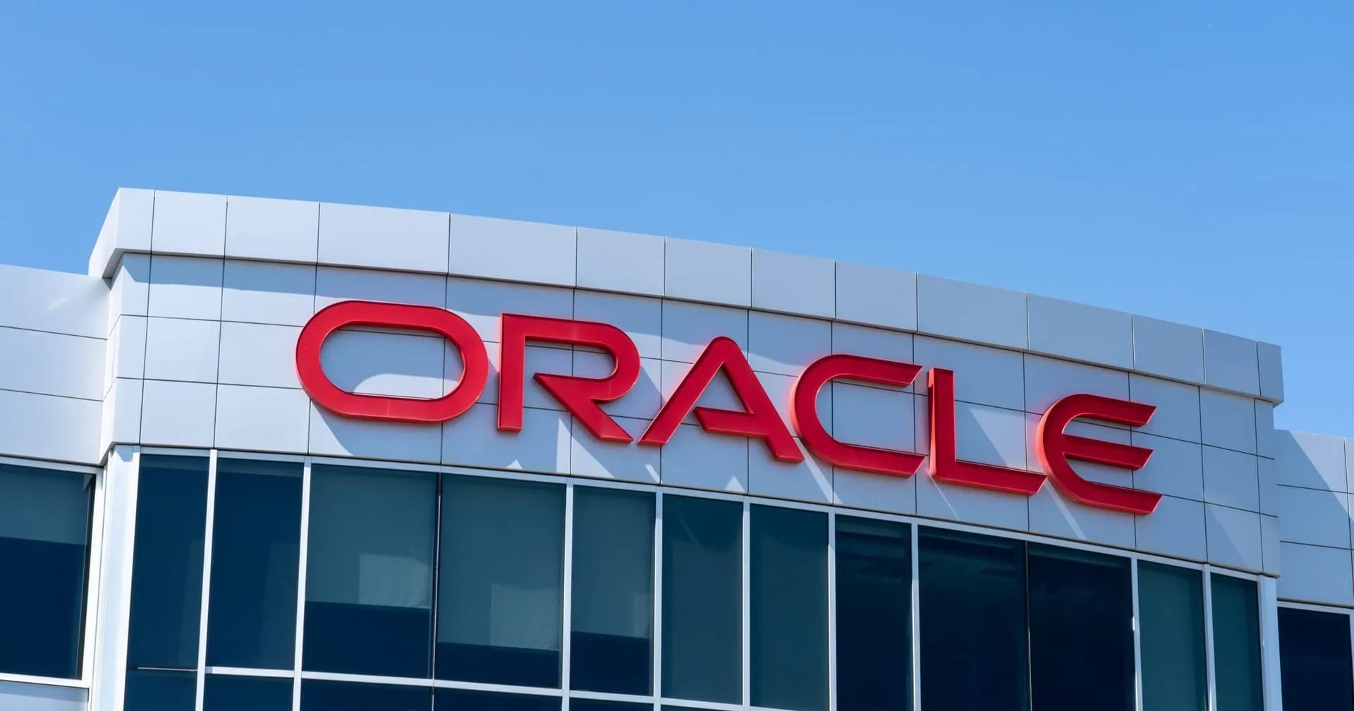 Oracle 1QFY27 ดีกว่าคาด ธุรกิจ Cloud เร่งตัว แต่ภาระลงทุนยังเป็นจุดที่ต้องติดตาม