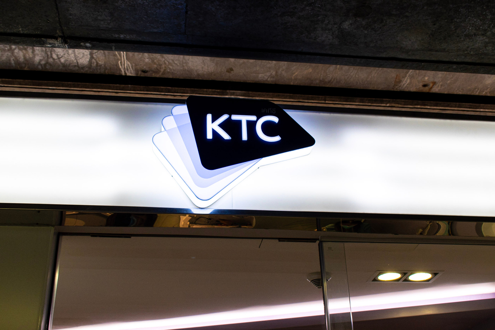 KTC – เติบโตเล็กน้อยและมีแรงกดดันด้านกฎระเบียบ – UNDERPERFORM (ราคาเป้าหมาย 44 บาท)